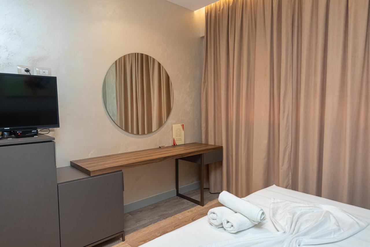 Novus Rooms Vlore Bagian luar foto