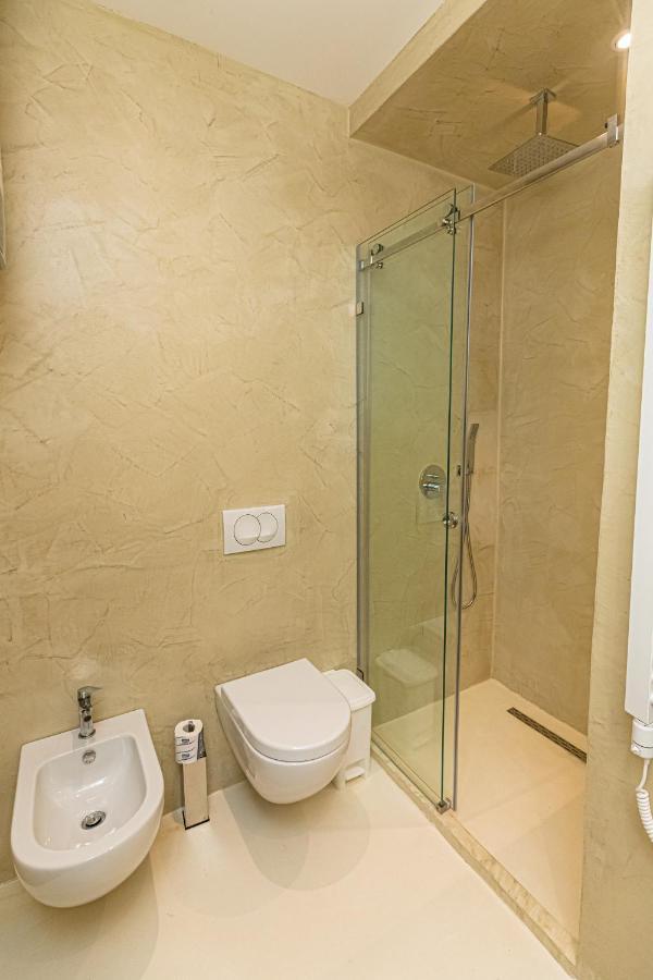 Novus Rooms Vlore Bagian luar foto